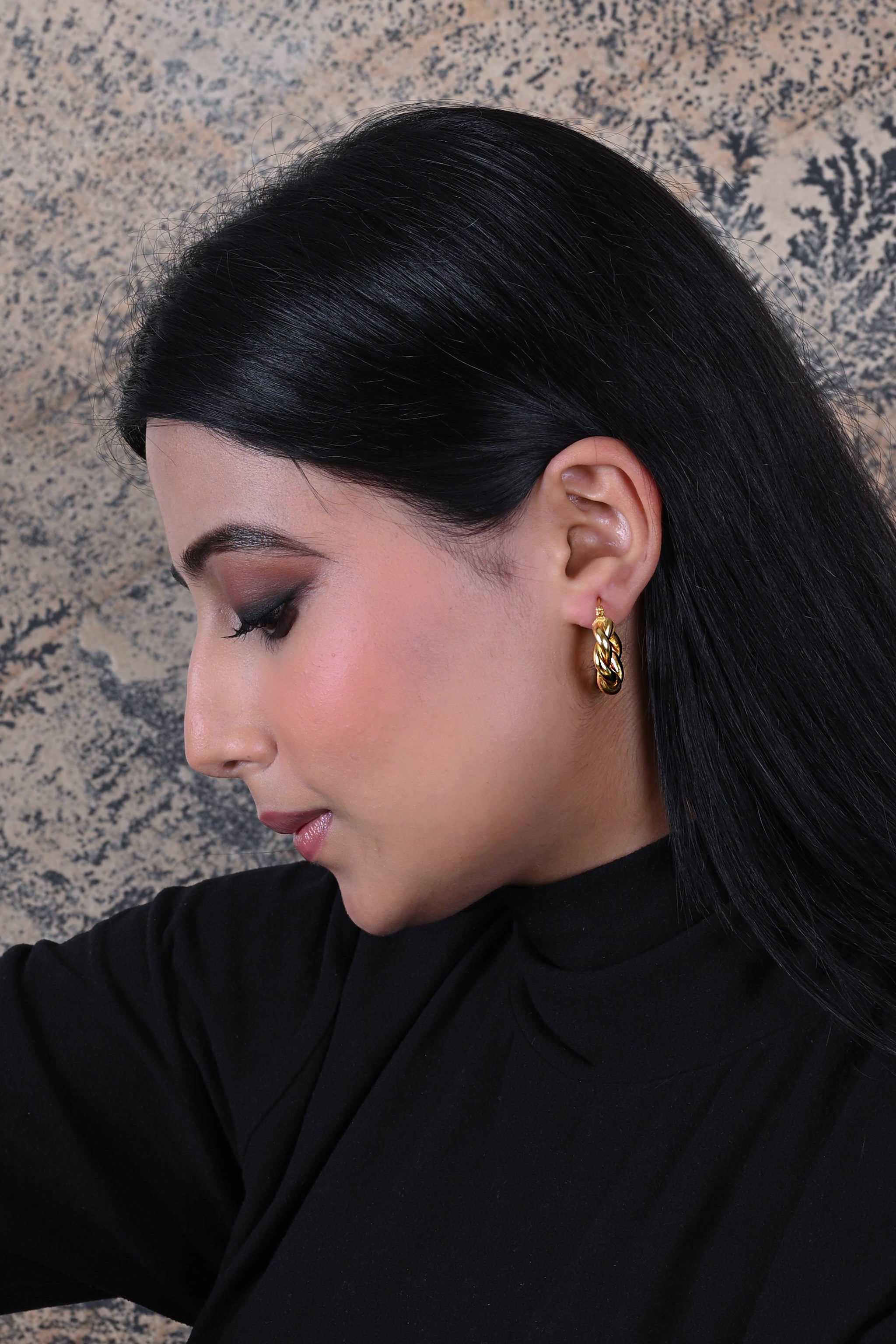 Twist Hoops