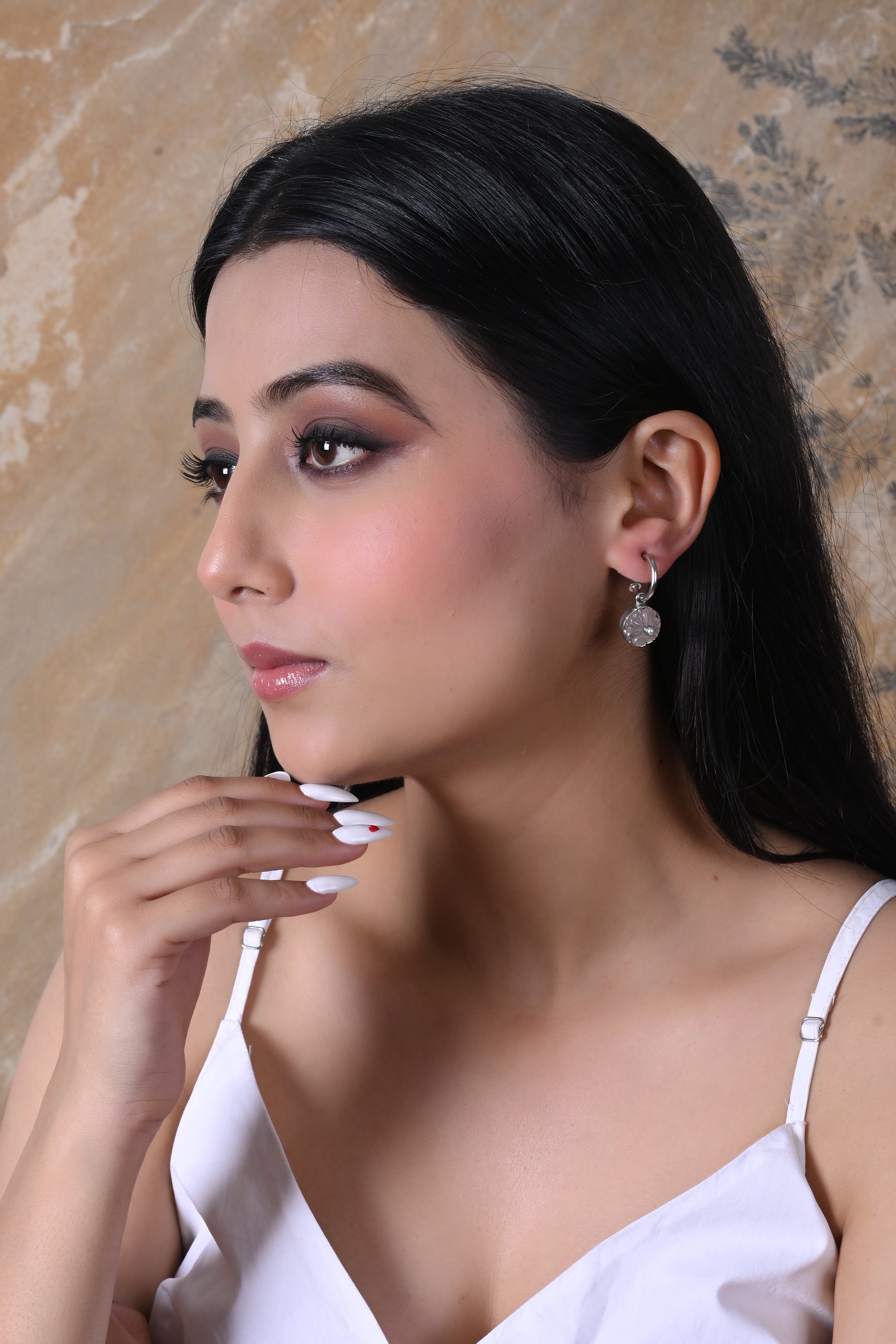 Reena Hoops