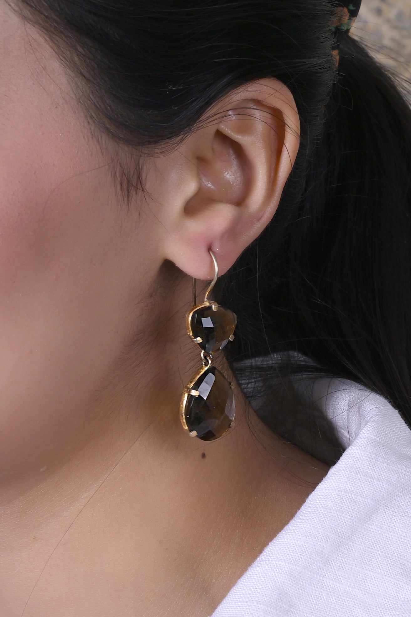 Mirza Earrings Smoky