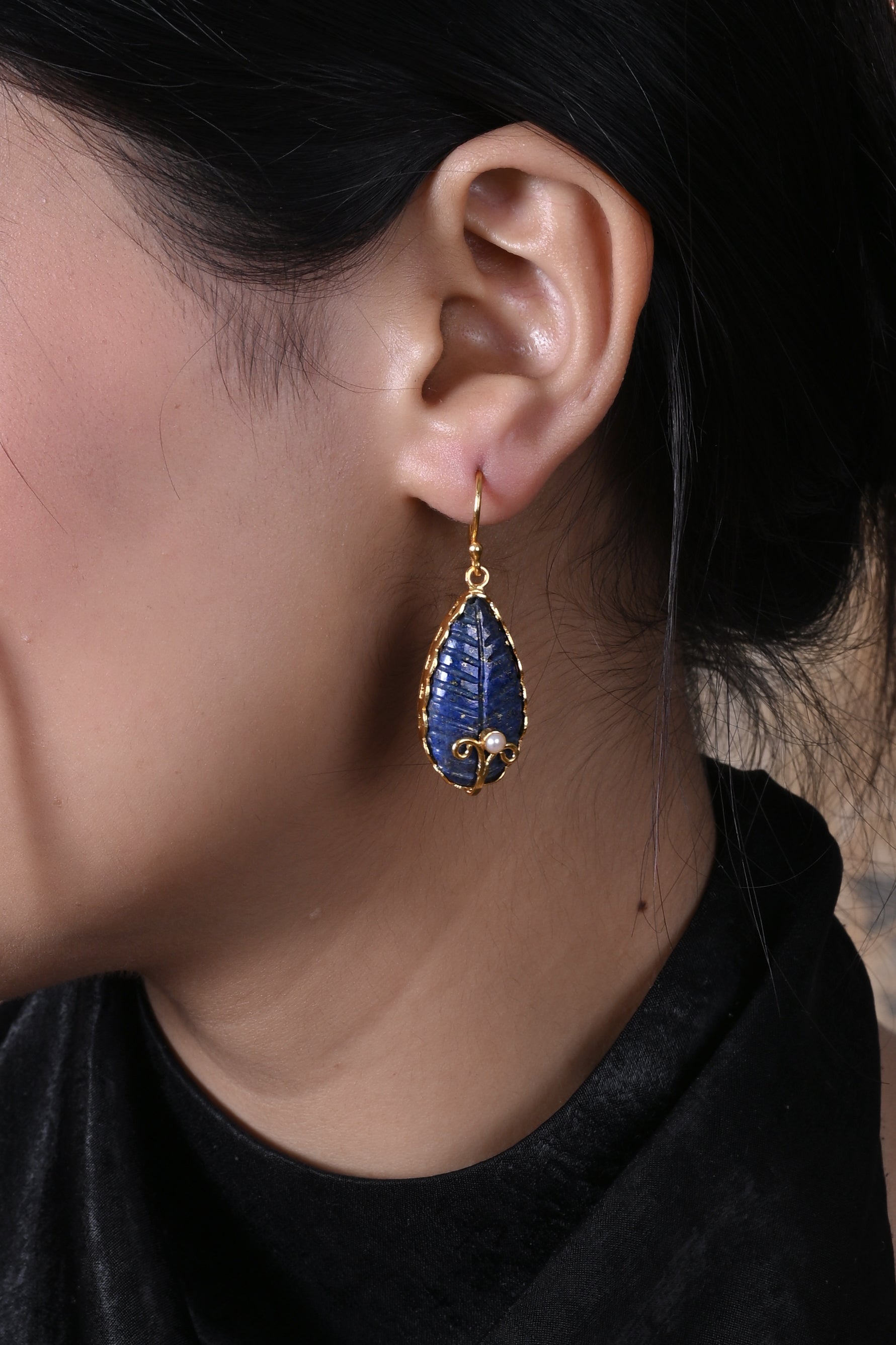 Garjna Earrings