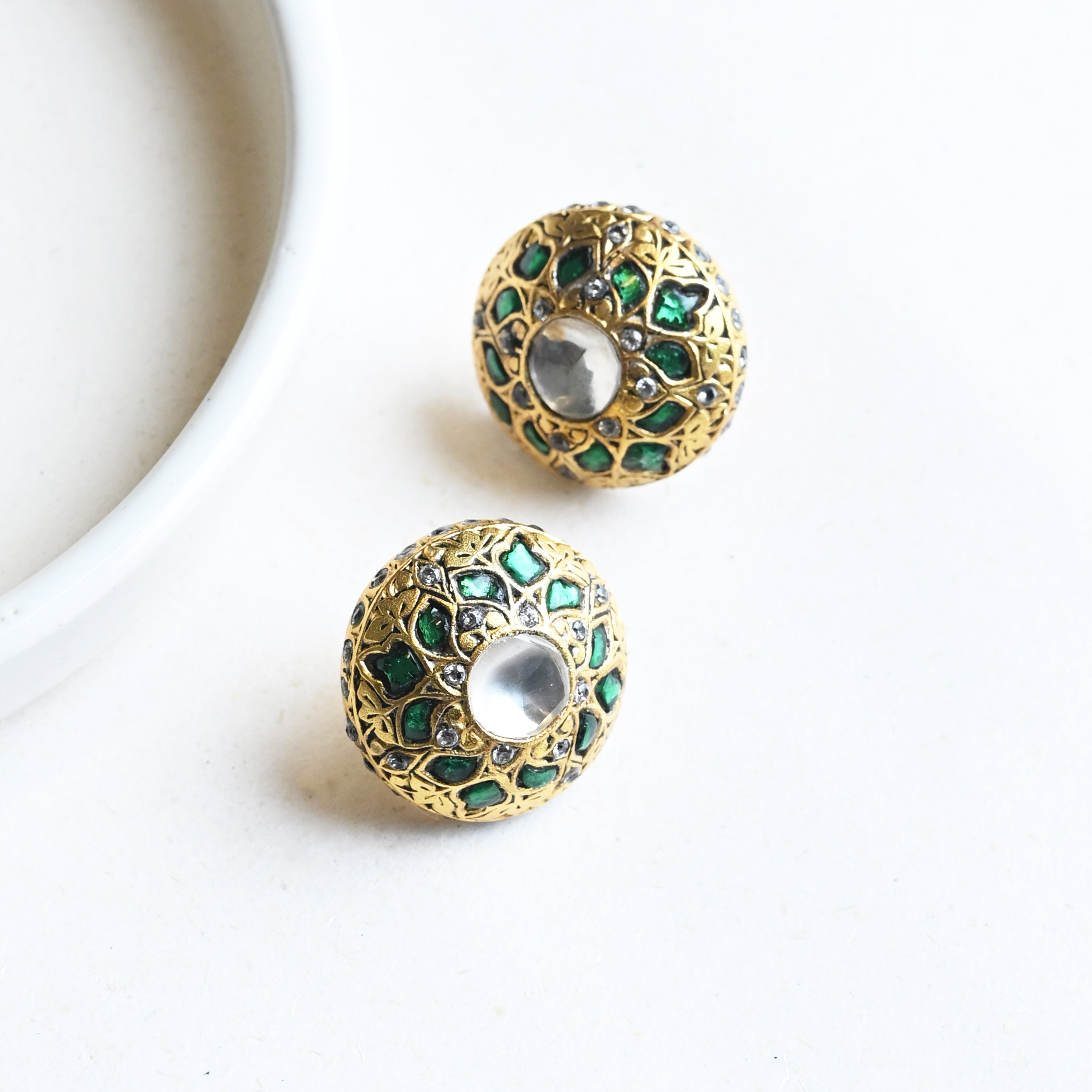 Partash studs