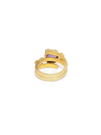 Rawa ring with Amethsyt set in sterling Silver, micron Gold plated, adjustable.