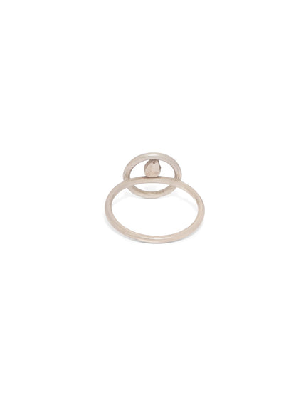 Sterling silver circle design ring.