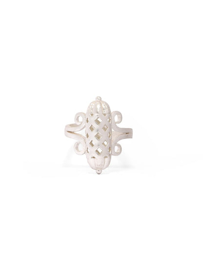 Taweez ring in sterling Silver (adjustable).