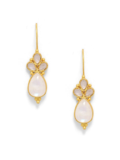 Sterling Silver 18k Gold plated
Moon stone and glass Polki earrings.