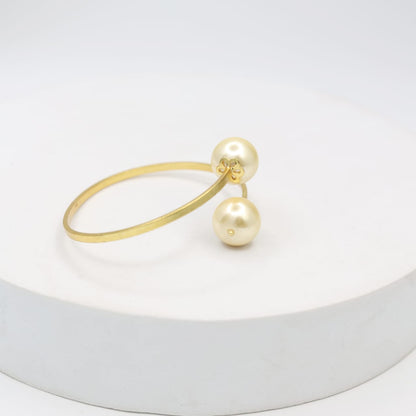 Pearl bracelet in Sterling Silver Gold plating for every wrist, adjustable.