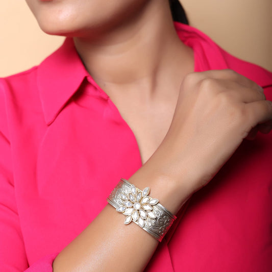 Sterling silver cuff bracelet with pattern. Flower with Billor Polki motif,
Stacking cuff in 18 micron Gold plating.