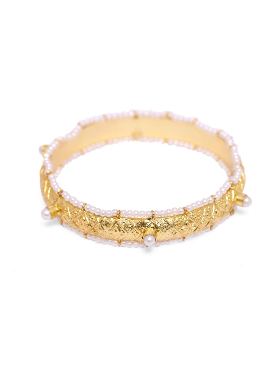 92.5 Sterling silver Bracelet with 1 micron Textured Gold plating Pearl bracelet.