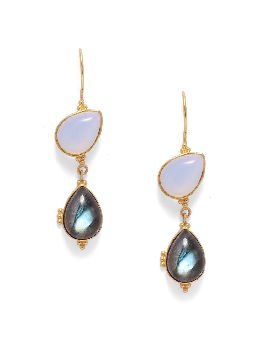 Earrings in 92.5 Sterling Silver dipped in 18kt Gold plating with Labradorite and Moonstone, Nisha earrings.