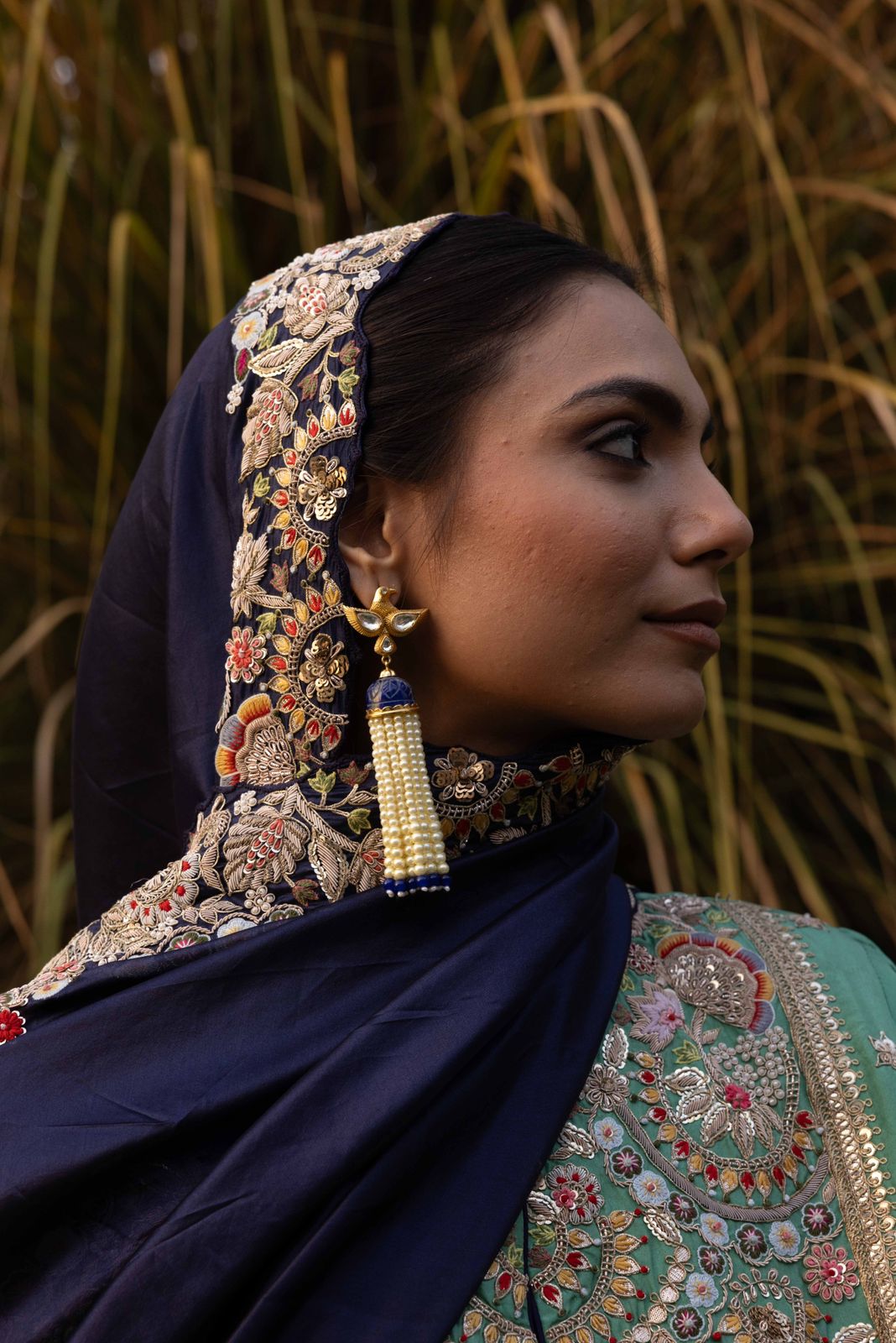 Baaz stone jhumka