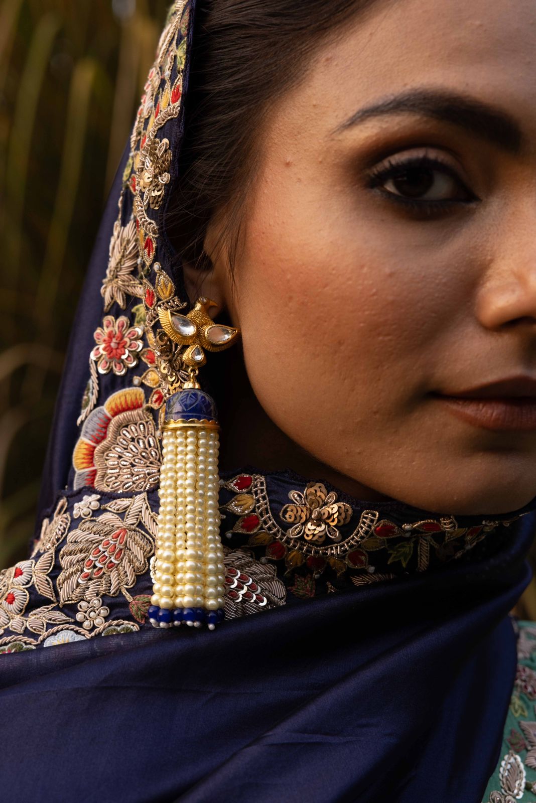 Baaz stone jhumka