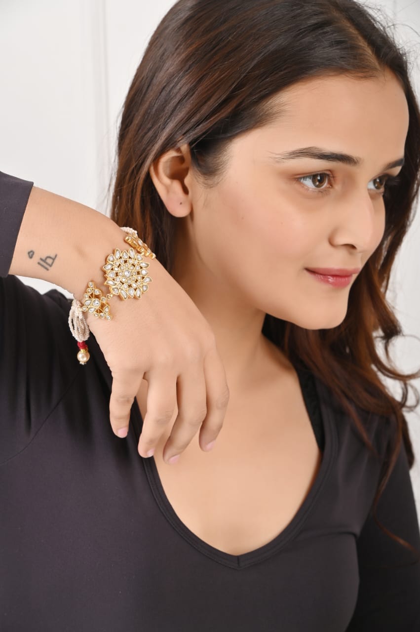 Bracelet in 92.5 Sterling Silver handcrafted and dipped in 1 micron Gold plating in a traditional Jadau-Polki.