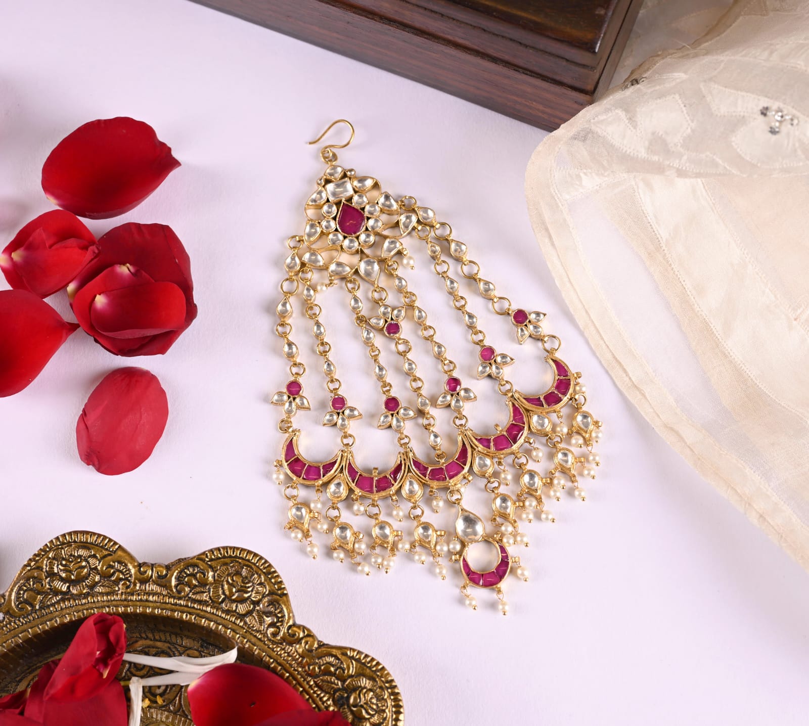 Paasa necklace in Silver Alloy, handcrafted and dipped in 1 micron Gold plating with Jadau-Polki in traditional Pearls and antique finish.