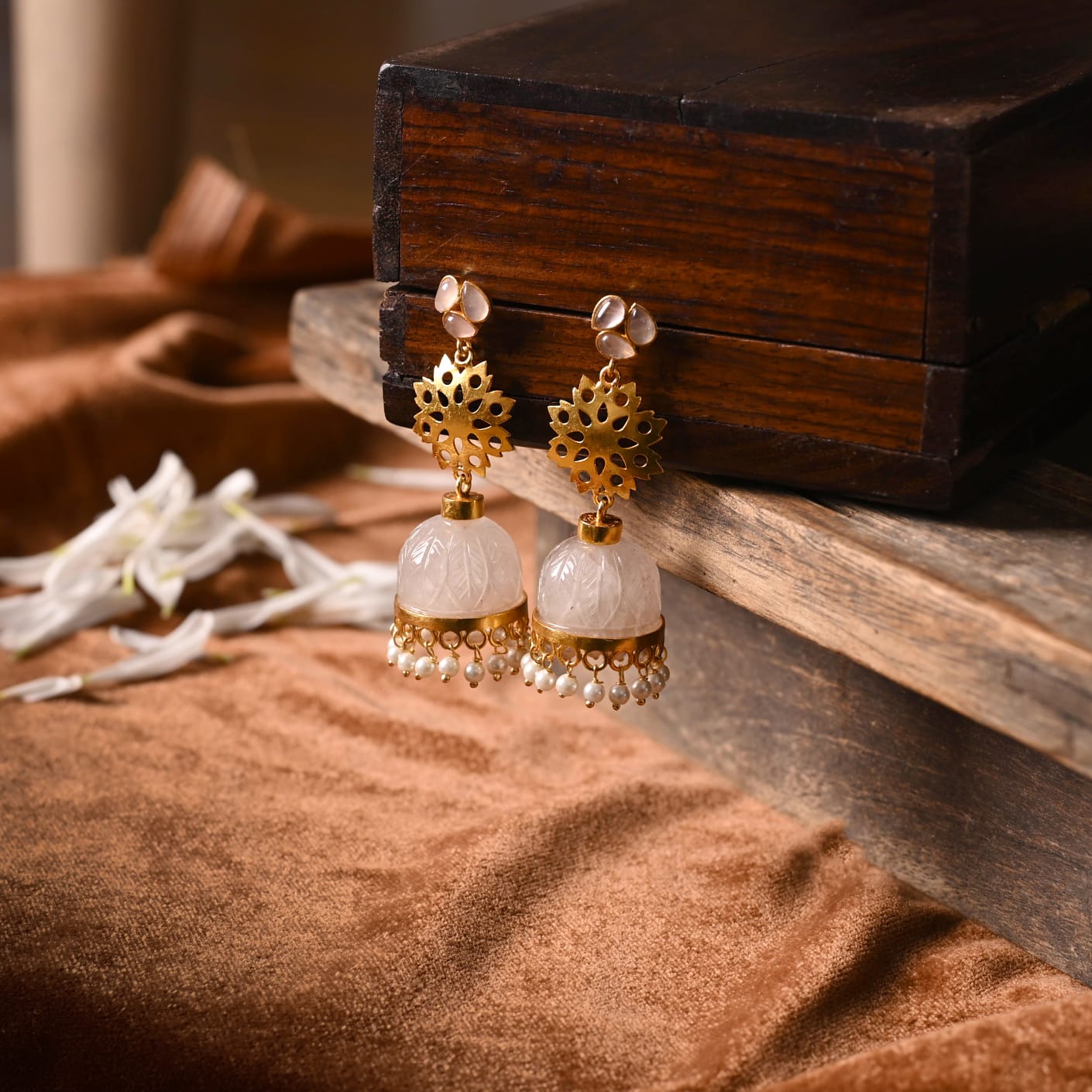 Rose jhumka