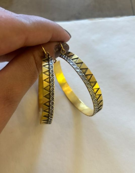 Mallika hoops