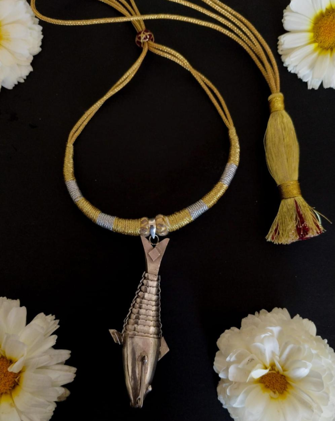 Madhu necklace