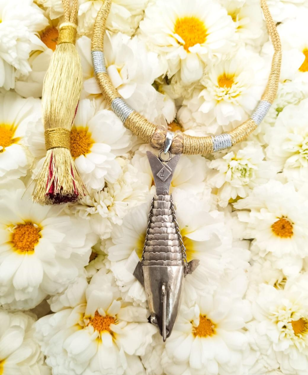 Madhu necklace