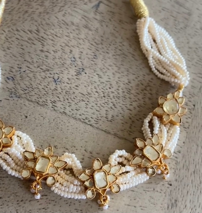 Tukdi choker
