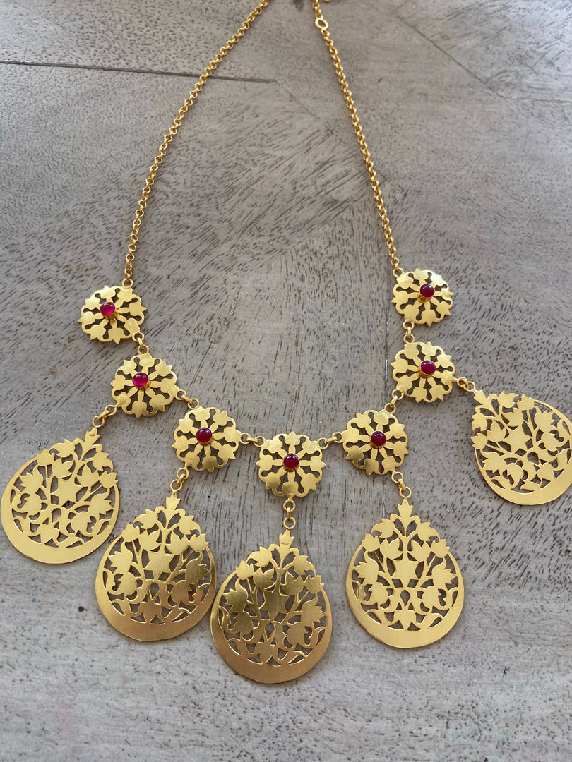 Jaali necklace