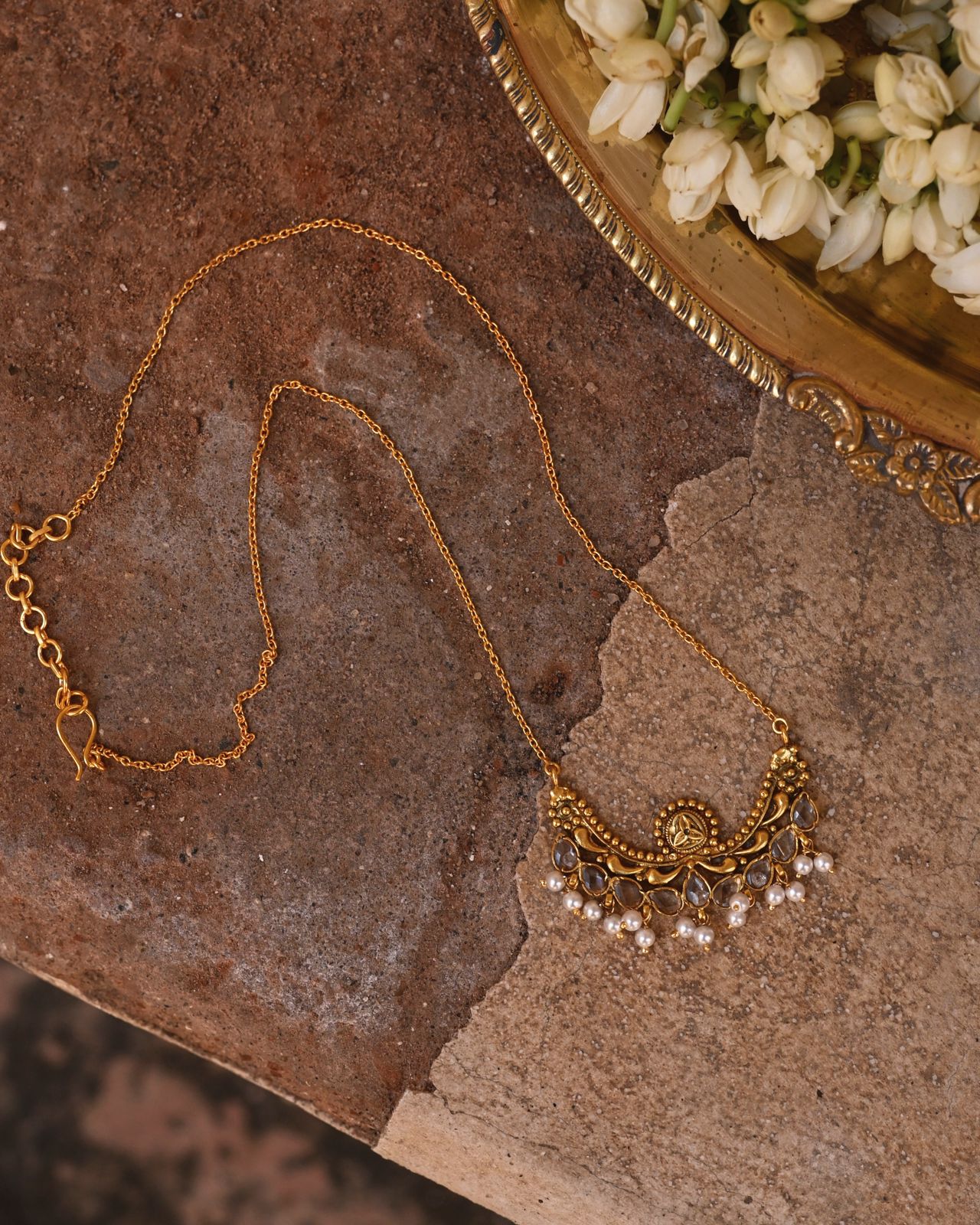 Chamak Pendant with Chain