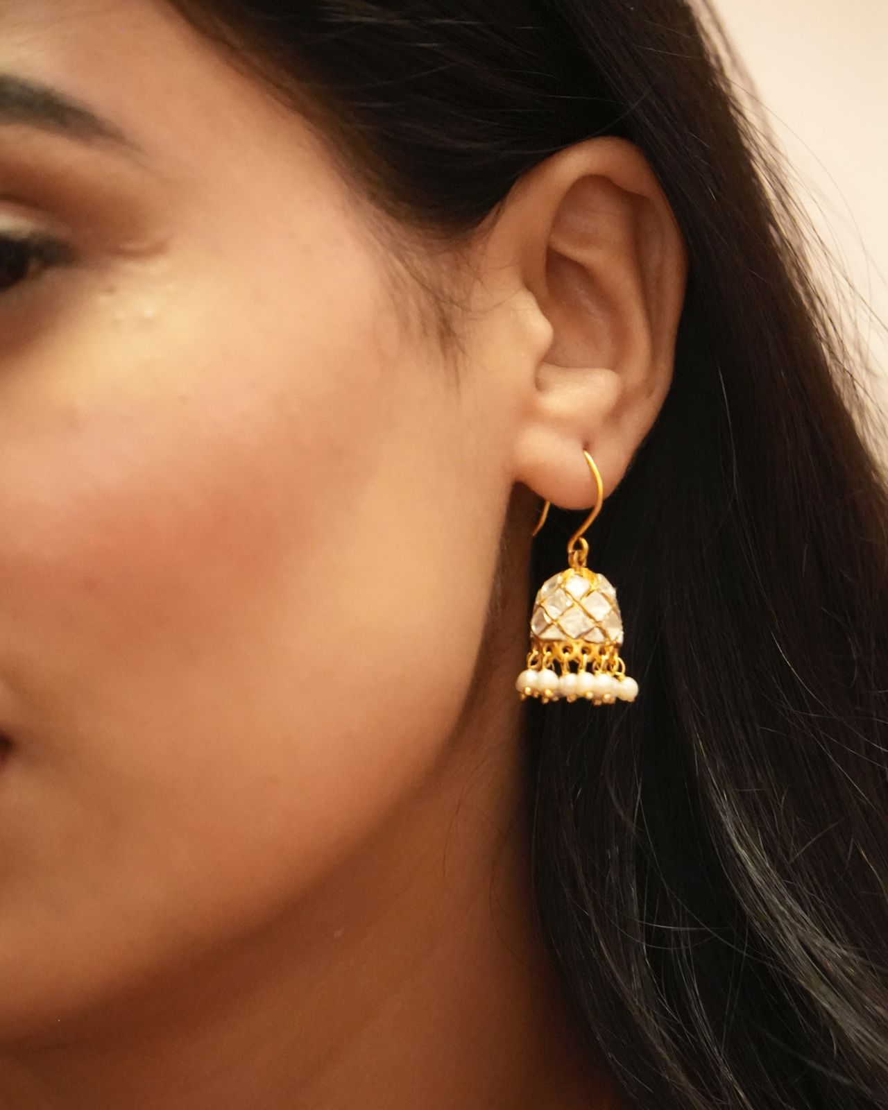 Areebah Jhumki