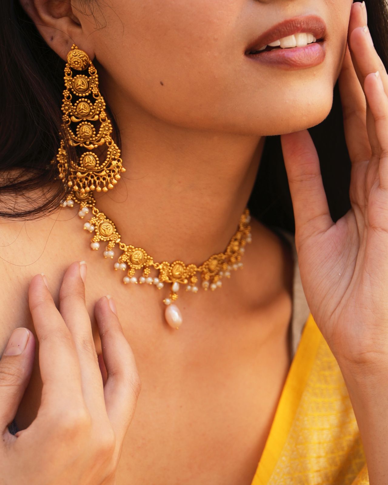 Chamak Chand Bali Earrings