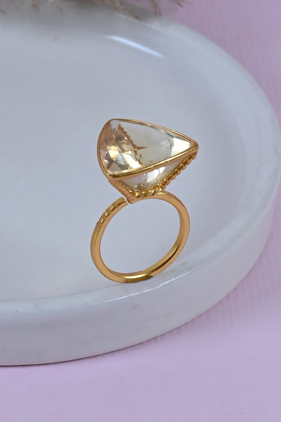 Quartz Ring (yellow)