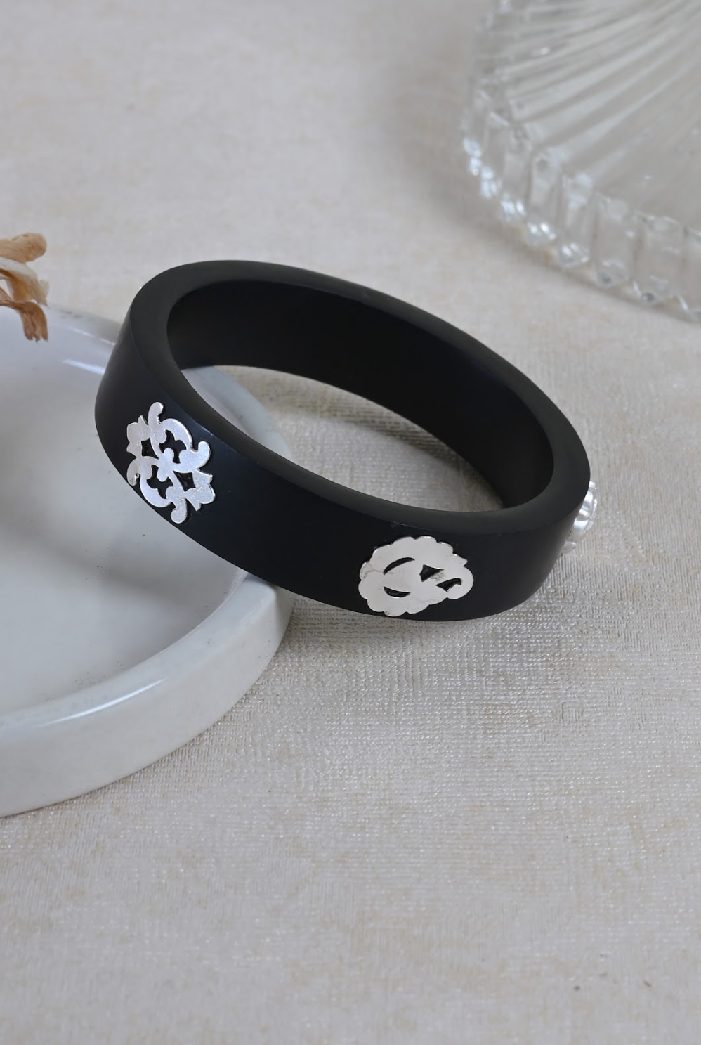 KAHIRA BANGLE