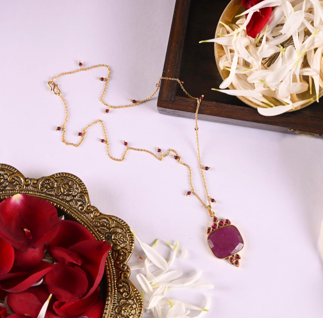 Lalima necklace in 92.5 Sterling Silver handcrafted and dipped in 1 micron Gold plating with Jadau in red Ruby-Quartz.