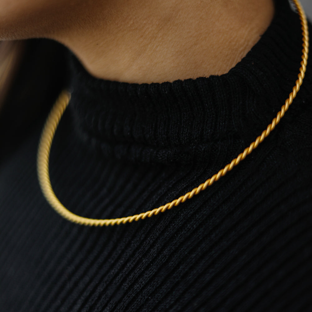 Twister Gold Plated choker necklace