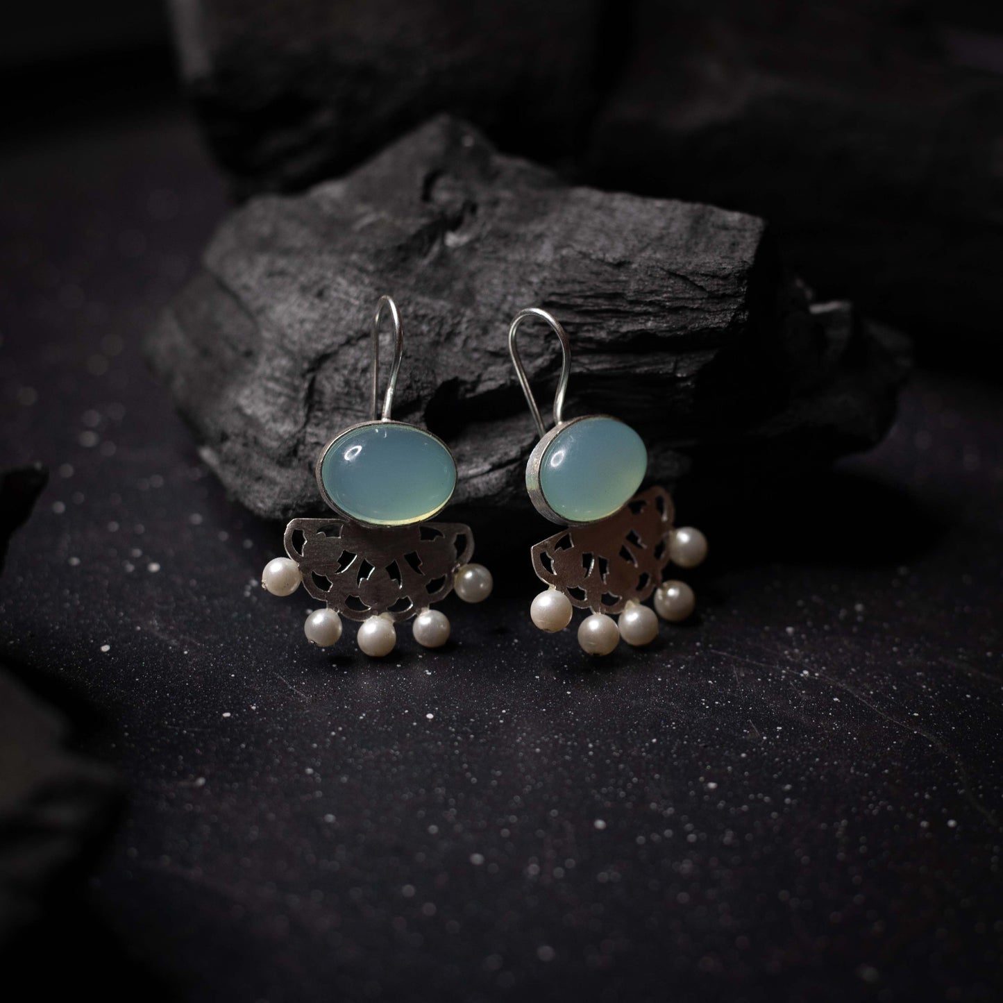 Aqua Chalcy With Pearl Earrings