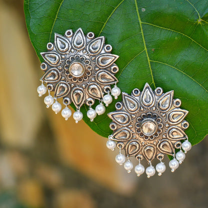 Silver karnphool With Pearl