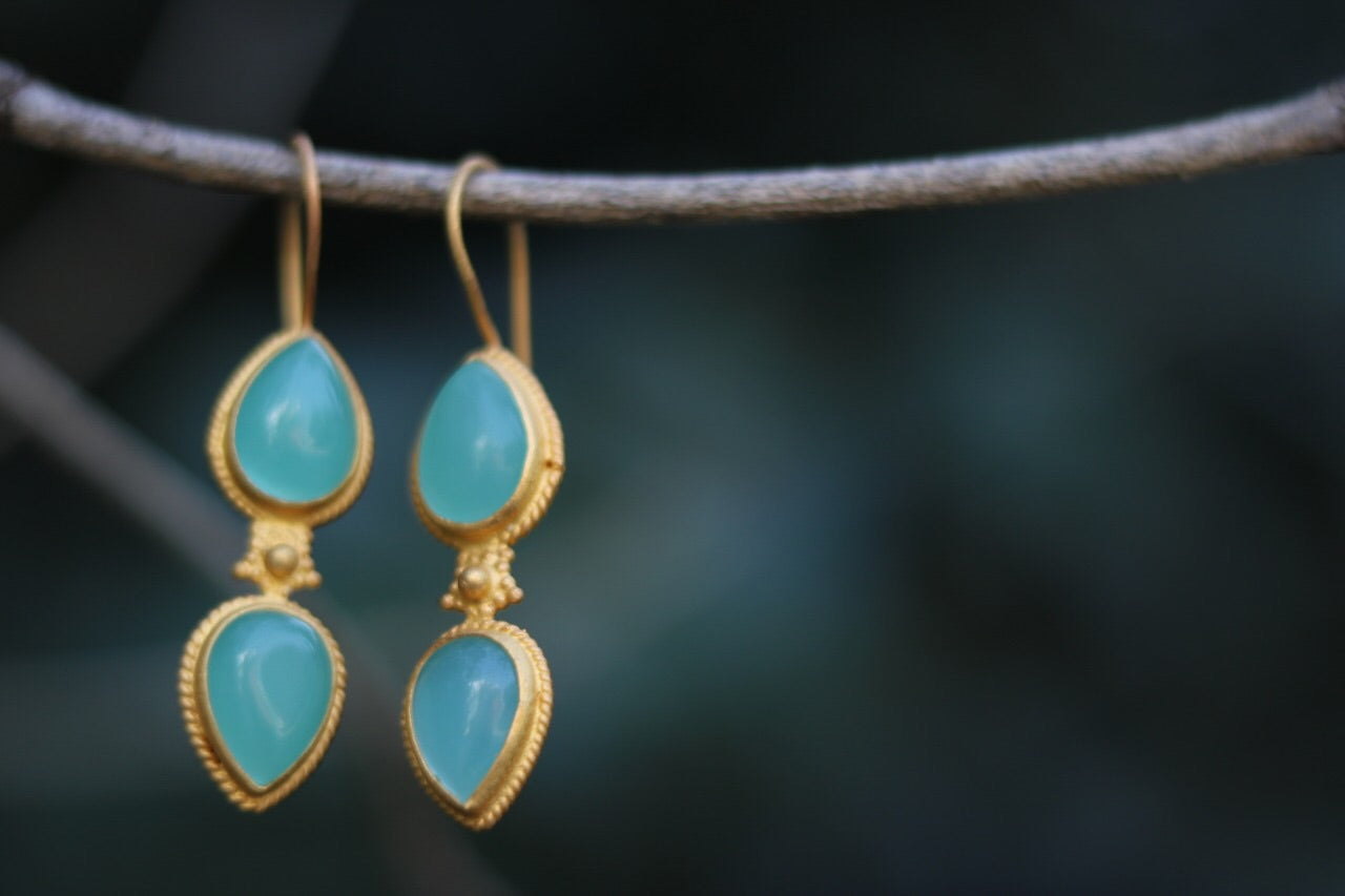 Blue chalcydony earrings