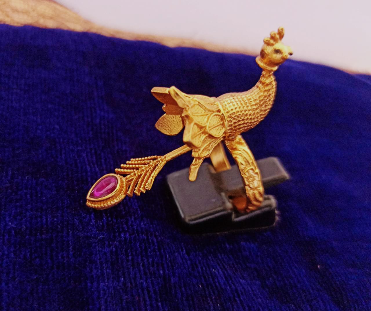 Mayur ring